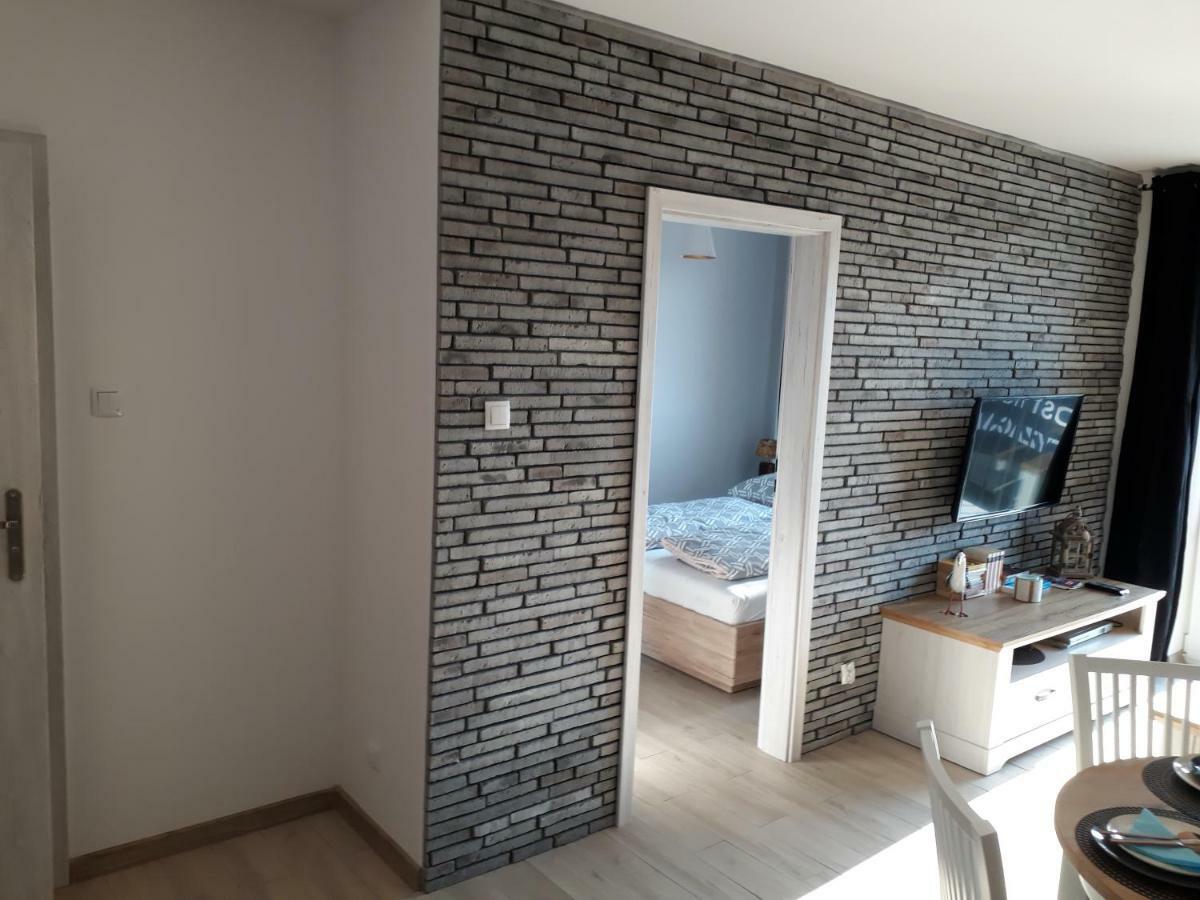 Apartament Oliwka Z Prywatnym Miejscem Postojowym 코워브제크 외부 사진