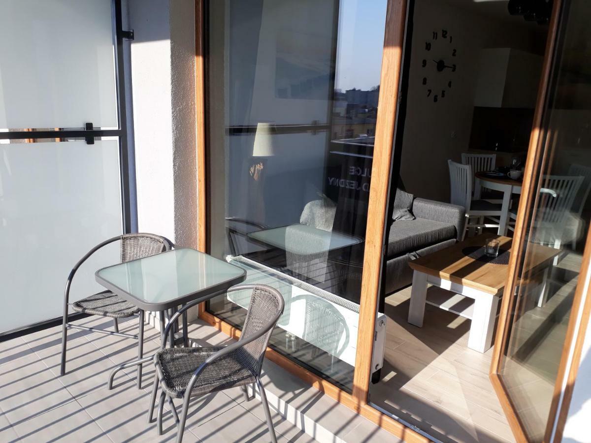 Apartament Oliwka Z Prywatnym Miejscem Postojowym 코워브제크 외부 사진