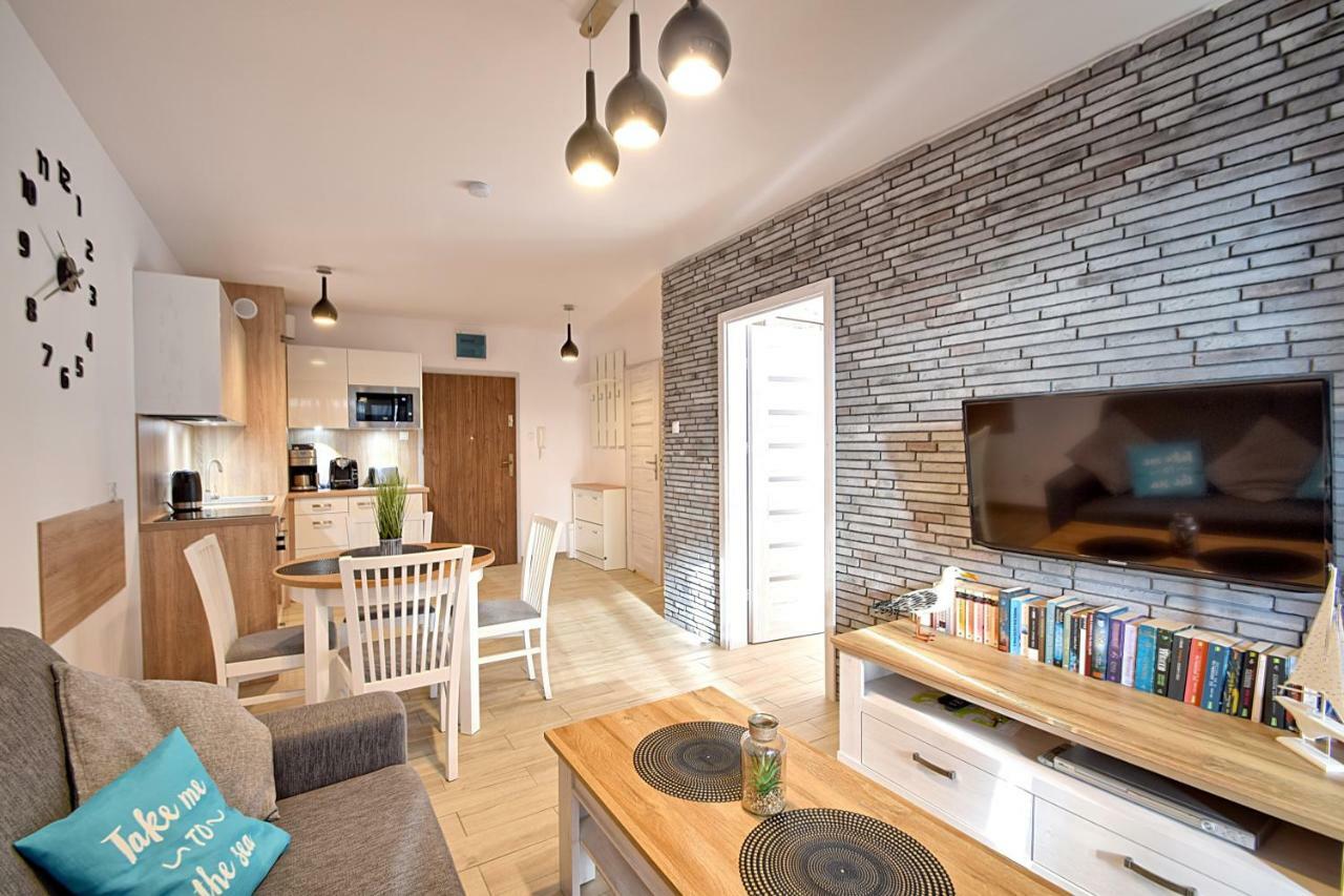 Apartament Oliwka Z Prywatnym Miejscem Postojowym 코워브제크 외부 사진
