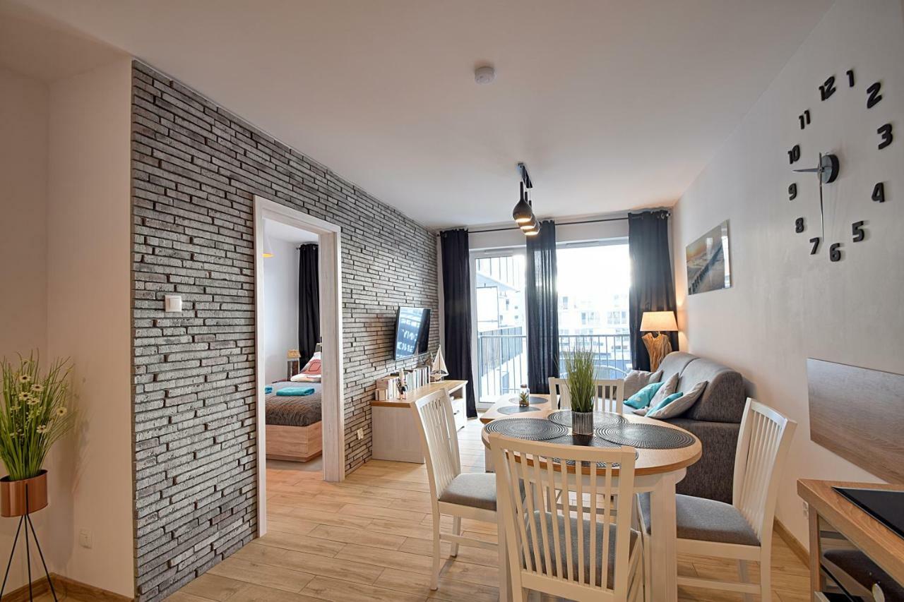 Apartament Oliwka Z Prywatnym Miejscem Postojowym 코워브제크 외부 사진